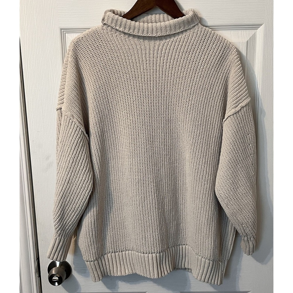 Aerie Women's Cream Turtleneck Pullover Sweater Size M/M